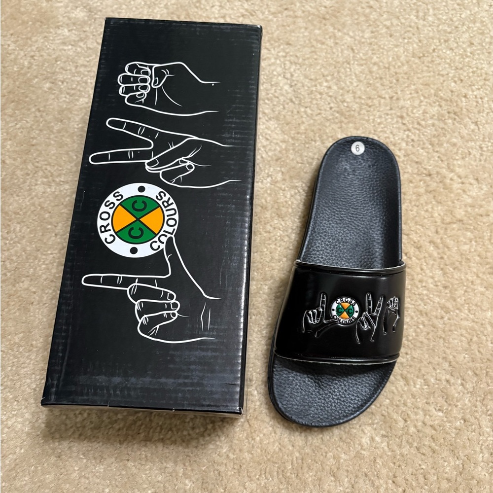 Size 9 mens - Cross Colours Love Slide Black